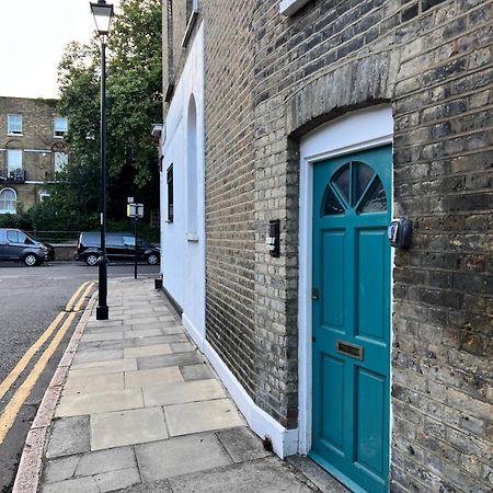 Stylish One Bedroom Apartment In The Heart Of Angel Londra Exterior foto