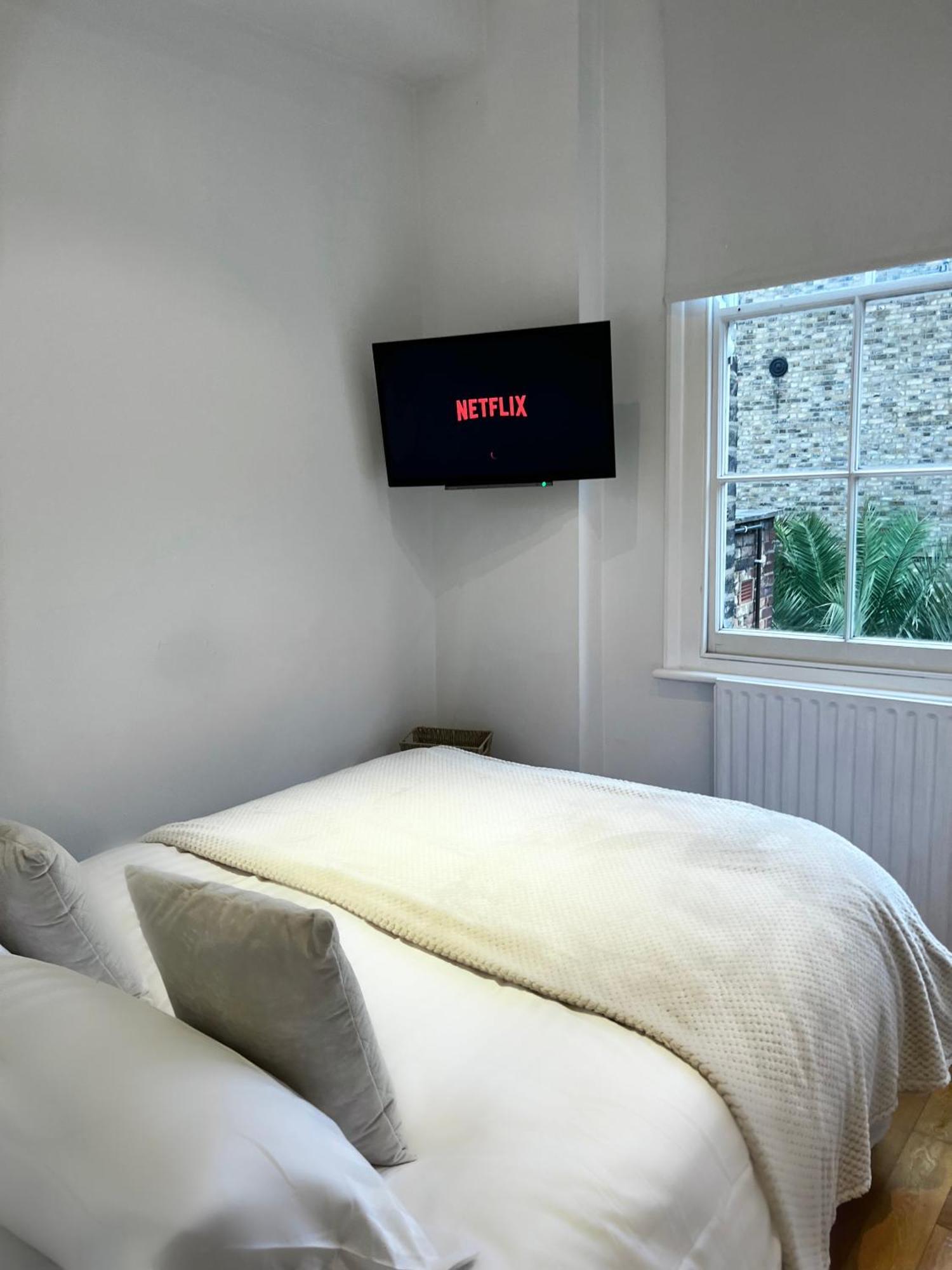 Stylish One Bedroom Apartment In The Heart Of Angel Londra Exterior foto